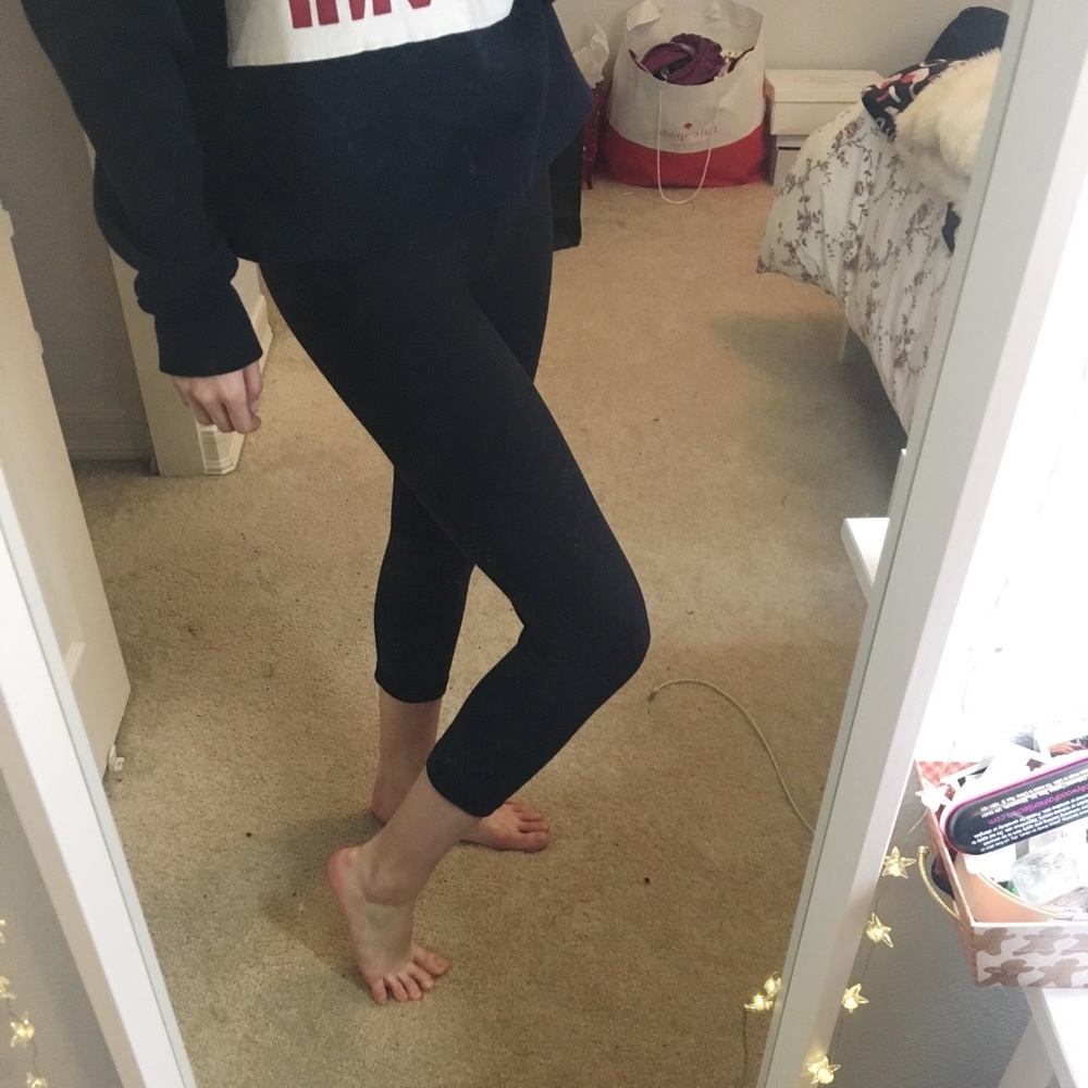 black ivivva / lululemon leggings